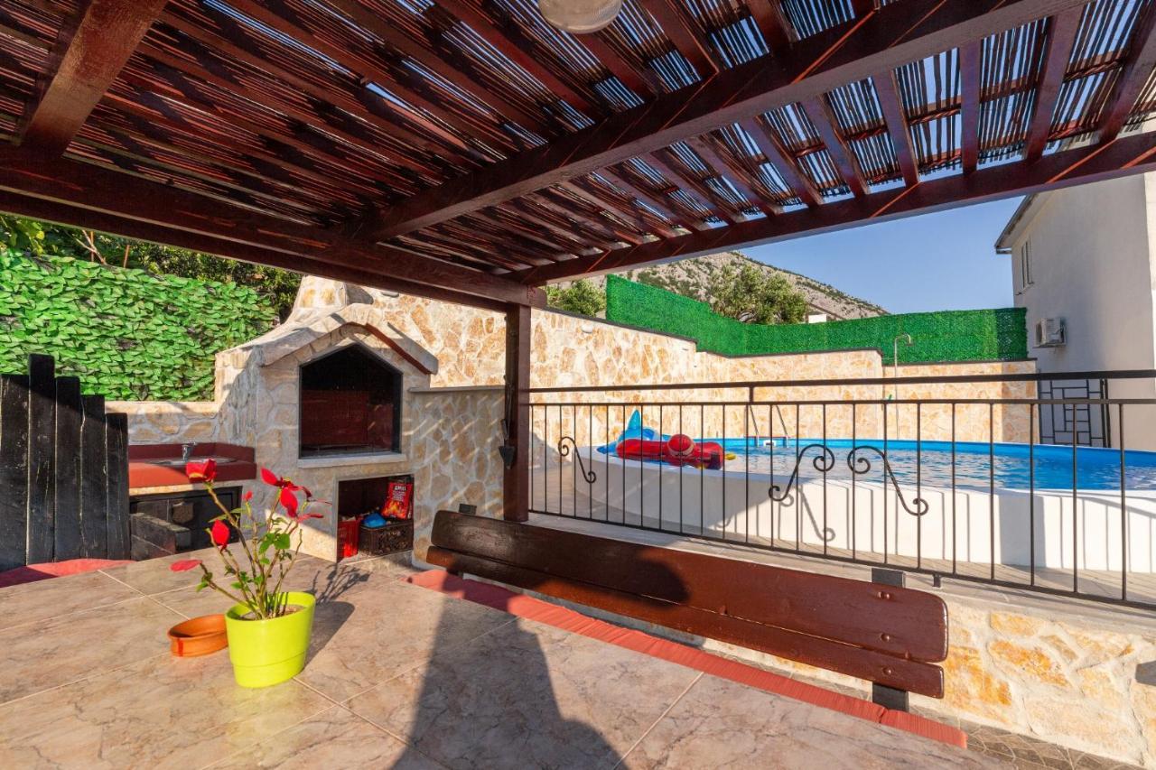 Navis Sea View Apartment With Pool Makarska Exterior foto